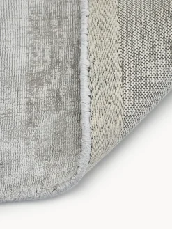 Rectangular|Alfombras Rectangulares></noscript>Westwing Collection Alfombra artesanal de viscosa Jane Gris claro