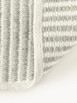 Alfombras De Exterior|Alfombras De Exterior></noscript>Westwing Collection Alfombra corredor artesanal para exterior a rayas Turner Verde salvia, blanco Off White