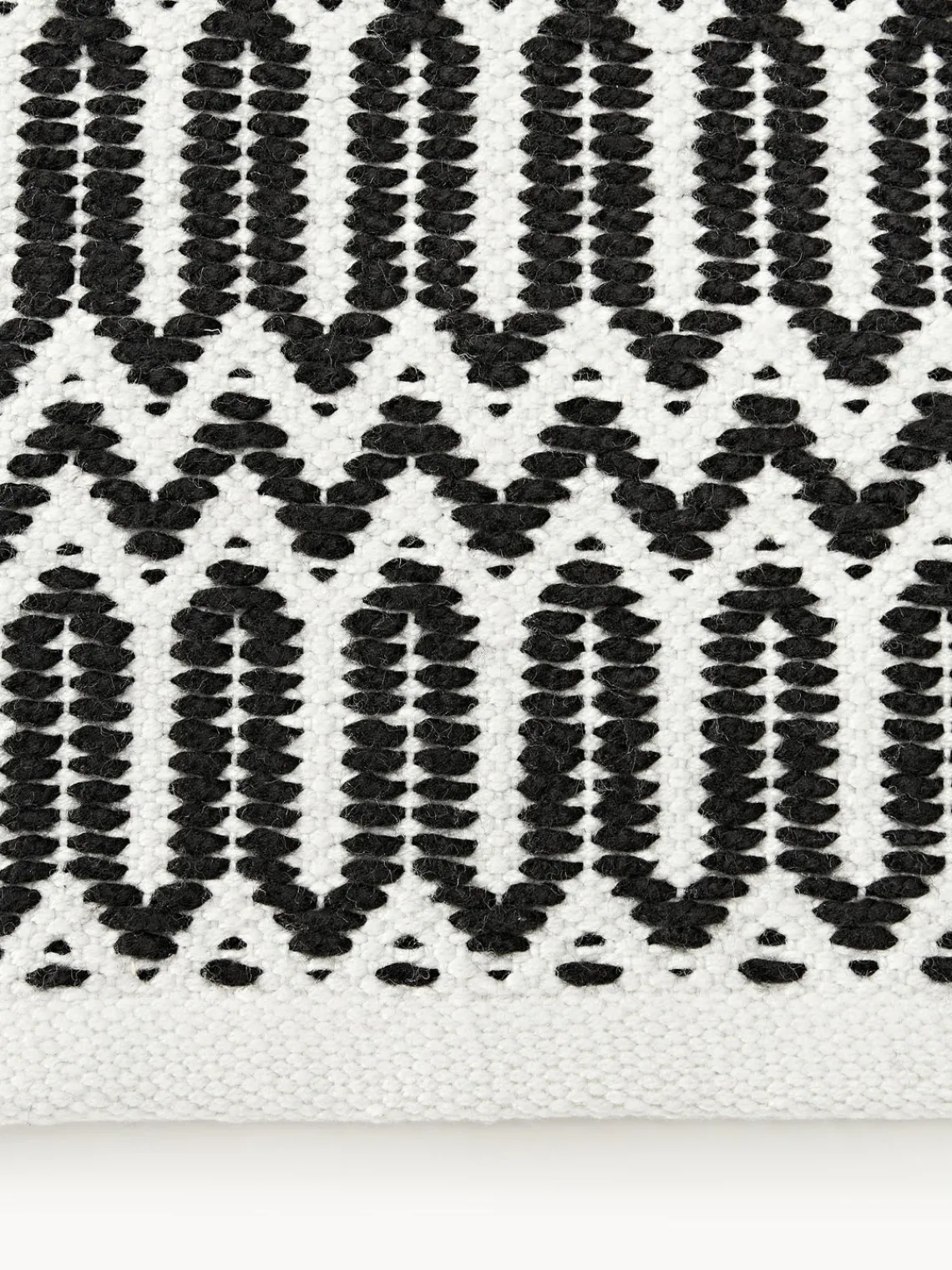 Alfombras De Exterior|Alfombras De Exterior>Westwing Collection Alfombra corredor exterior artesanal con estampado geométrico Rune Negro, blanco Off White