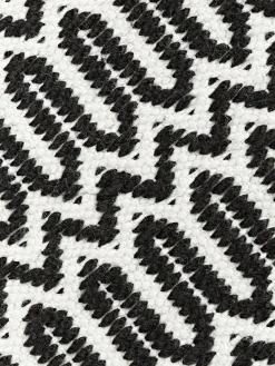 Alfombras De Exterior|Alfombras De Exterior></noscript>Westwing Collection Alfombra corredor exterior artesanal con estampado geométrico Rune Negro, blanco Off White