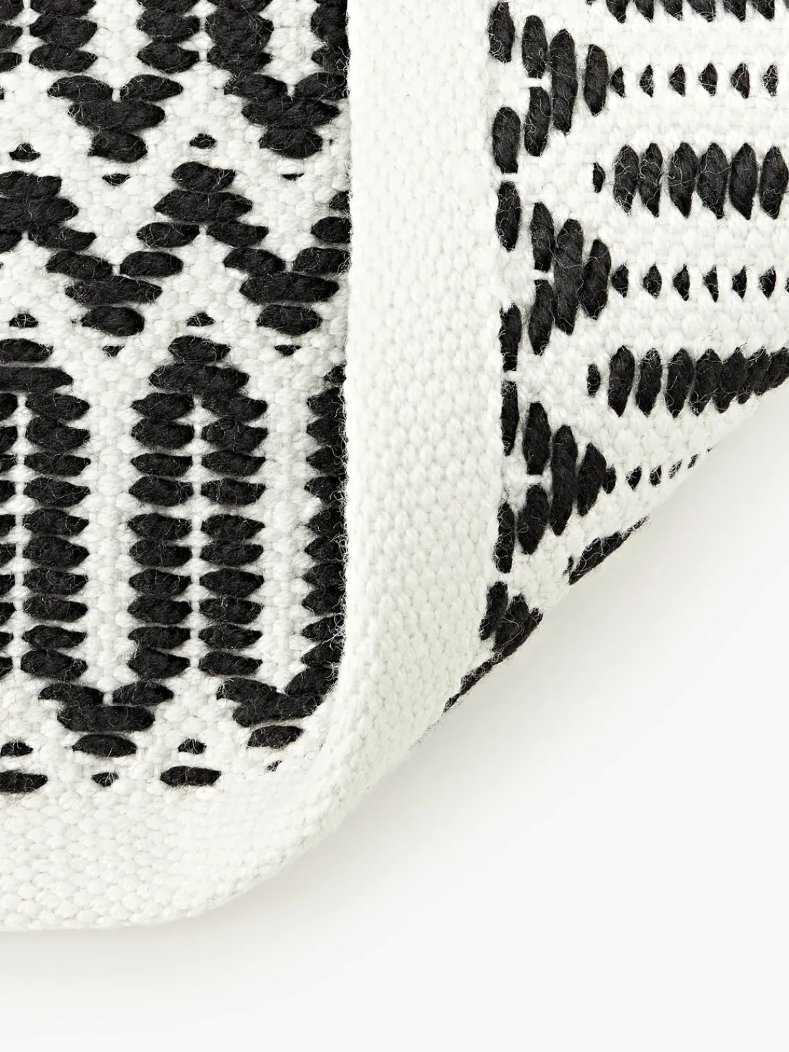 Alfombras De Exterior|Alfombras De Exterior>Westwing Collection Alfombra corredor exterior artesanal con estampado geométrico Rune Negro, blanco Off White