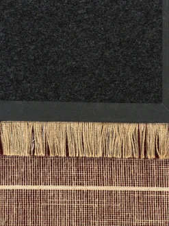 Rectangular|Alfombras Rectangulares></noscript>Louis de Poortere Alfombra de pelo corto con flecos diseño Folkform Monochrome Turrón, rojo vino, beige claro