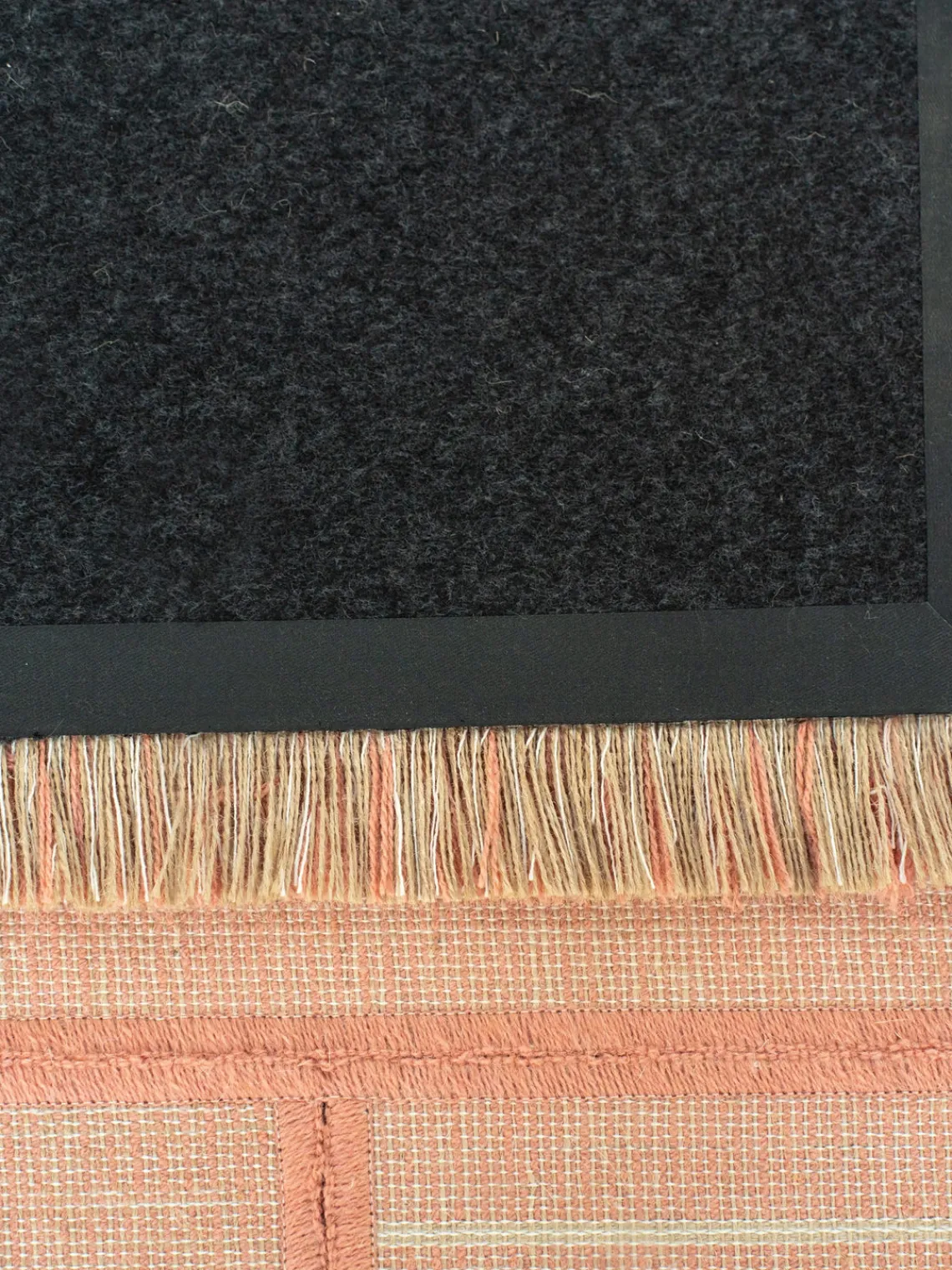 Rectangular|Alfombras Rectangulares>Louis de Poortere Alfombra de pelo corto con flecos diseño Folkform Monochrome Melocotón, beige claro