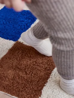 Decoración Infantil|Alfombras Infantiles></noscript>Oyoy Living Design Alfombra infantil artesanal Chess, lavable