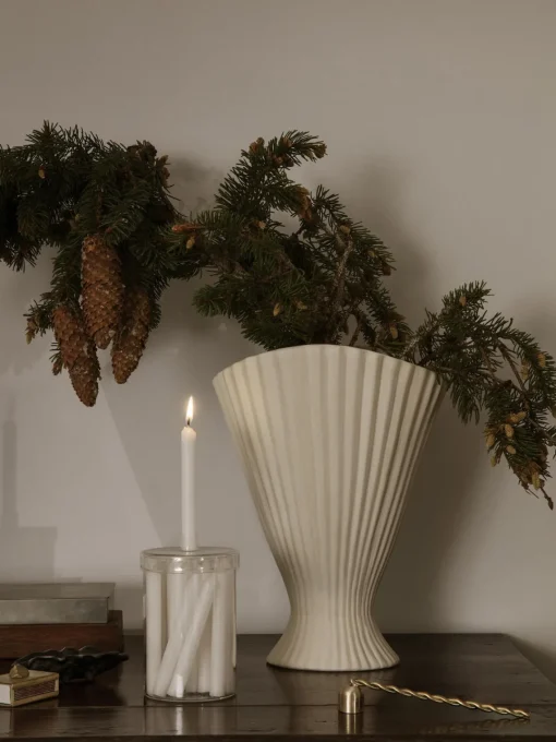 Candelabros|Jarrones>Ferm Living Apagavelas Twist Latón