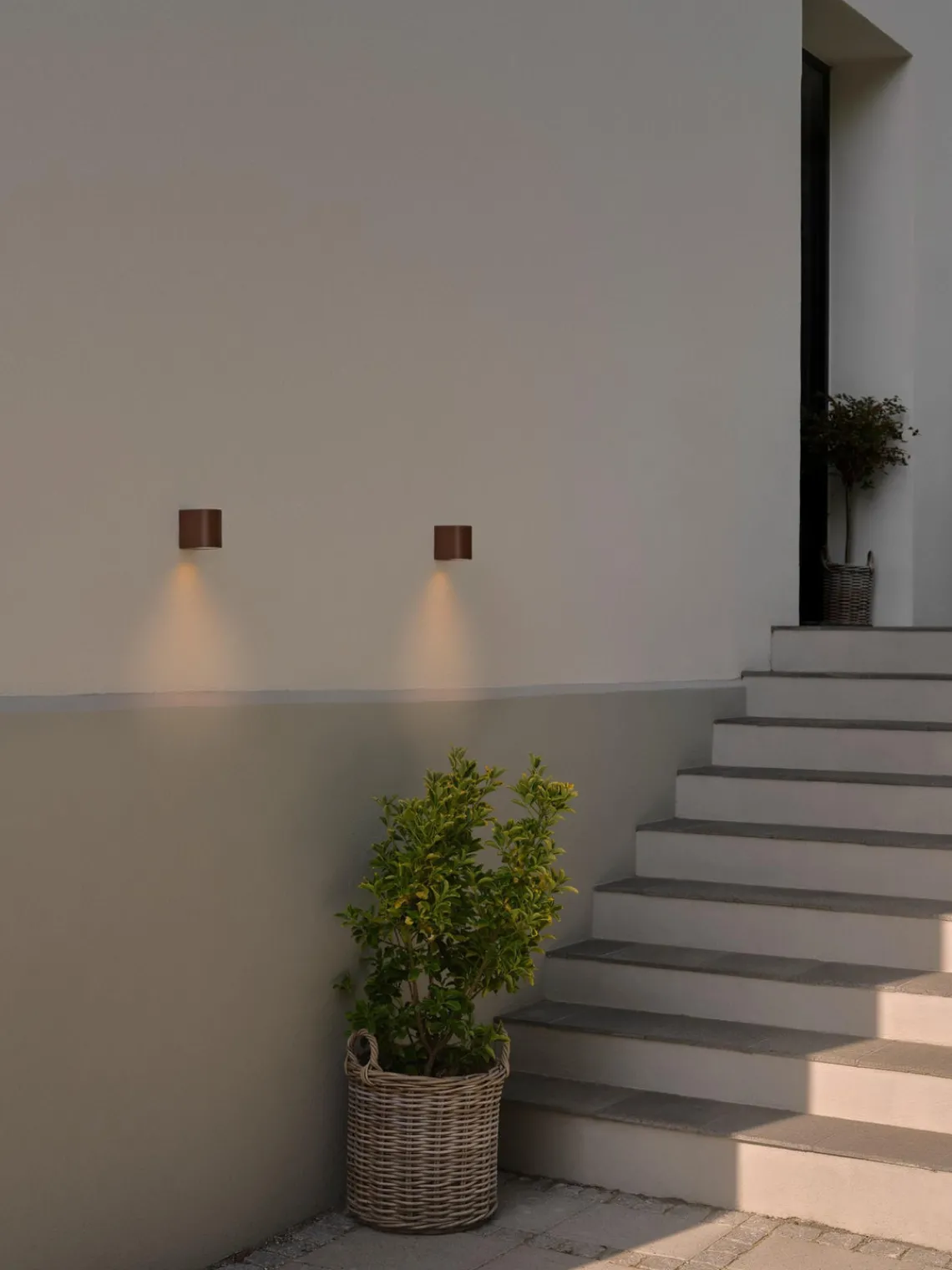 New Aplique pequeño regulable para exterior Dion Apliques De Pared De Exterior|Lámparas De Techo