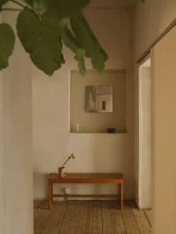 Bancos|Bancos></noscript>FRAMA Banco de madera de abedul 01 Madera de abedul lacada