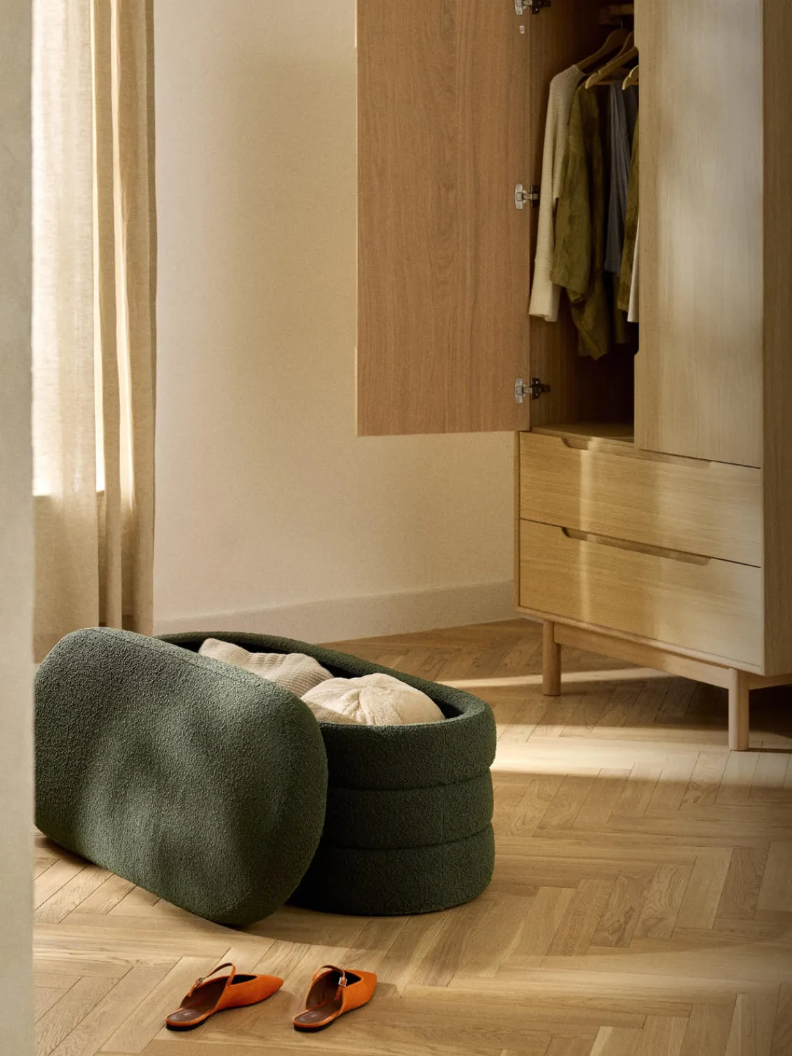 Bancos|Bancos>Westwing Collection Banco tapizado en tejido bouclé con espacio de almacenaje Alto Bouclé verde oscuro