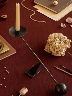 Candelabros|Jarrones></noscript>Audo Copenhagen Candelabro de diseño Interconnect Negro, latón