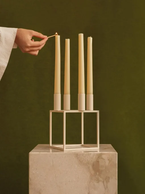 Candelabros|Jarrones>Audo Copenhagen Candelabro de metal Kubus Beige claro
