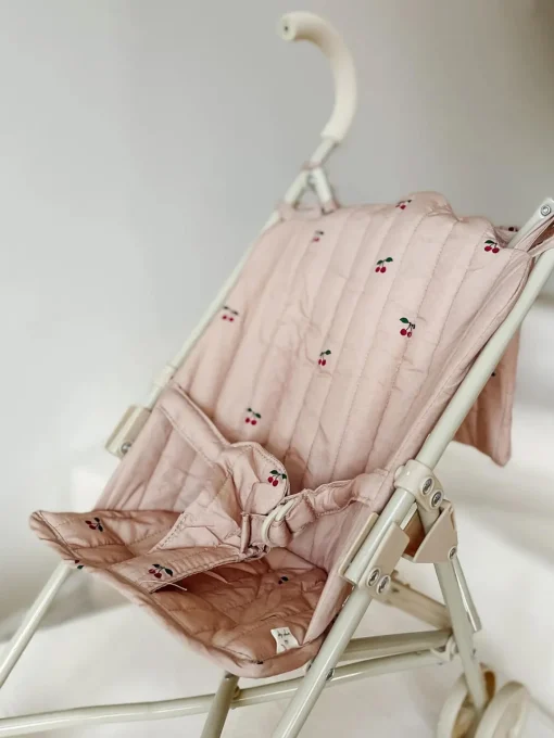 Juguetes A Partir De 1 Año|Decoración Infantil>Konges Slojd Cochecito para muñecas con correa y bolsa de transporte Cherry Blush Motivo de cereza