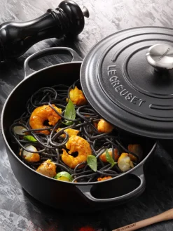 Ollas|Ollas></noscript>LE CREUSET Cocotte redonda de hierro fundido Signature Collection Negro, plateado