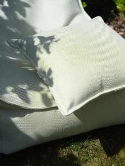 Decoración Infantil|Cojines Infantiles>Wigiwama Cojín artesanal para exterior Wates Verde salvia, blanco