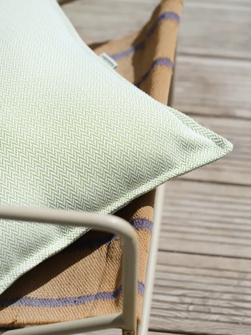 Decoración Infantil|Cojines Infantiles>Wigiwama Cojín artesanal para exterior Wates Verde salvia, blanco