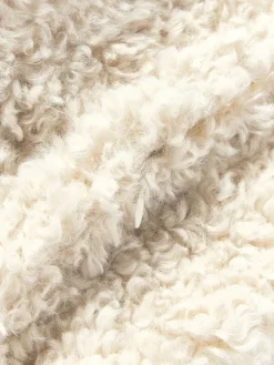 Cojines Decorativos|Mantas></noscript>Westwing Collection Cojín grande de borreguillo Dotty Blanco crema
