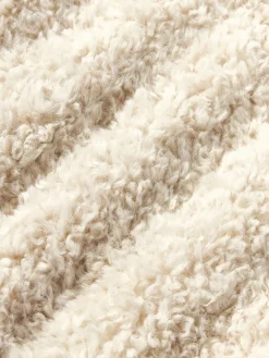 Cojines Decorativos|Mantas></noscript>Westwing Collection Cojín grande de borreguillo Dotty Blanco crema