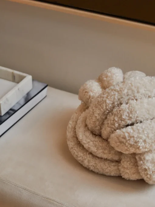 Outlet Cojín nudo de borreguillo Dotty Mantas|Cojines Decorativos