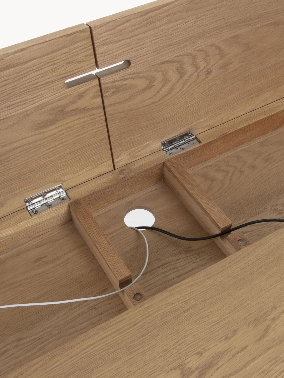 Escritorios|Escritorios> Escritorio de madera con apertura para cables Jacques