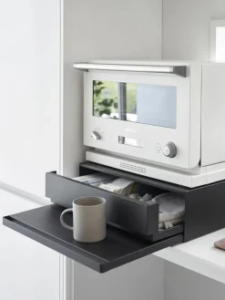 Almacenaje De Cocina></noscript>Yamazaki Estante de cocina extraíble con bandeja Tower Negro