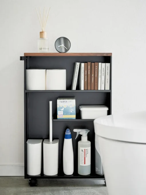 Armarios De Baño|Estanterías De Baño>Yamazaki Estantería de baño con ruedas Tower Estructura: negroTablero: madera oscuraRuedas: negro
