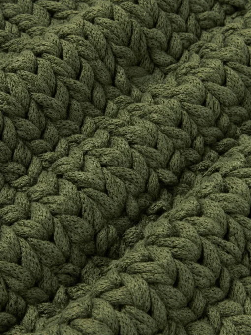 Cojines Decorativos|Mantas>Westwing Collection Funda de cojín artesanal de punto grueso Adyna Verde oscuro