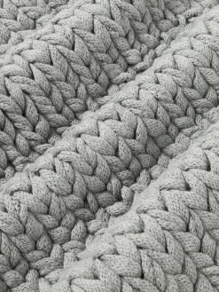 Cojines Decorativos|Mantas></noscript>Westwing Collection Funda de cojín artesanal de punto grueso Adyna Gris oscuro