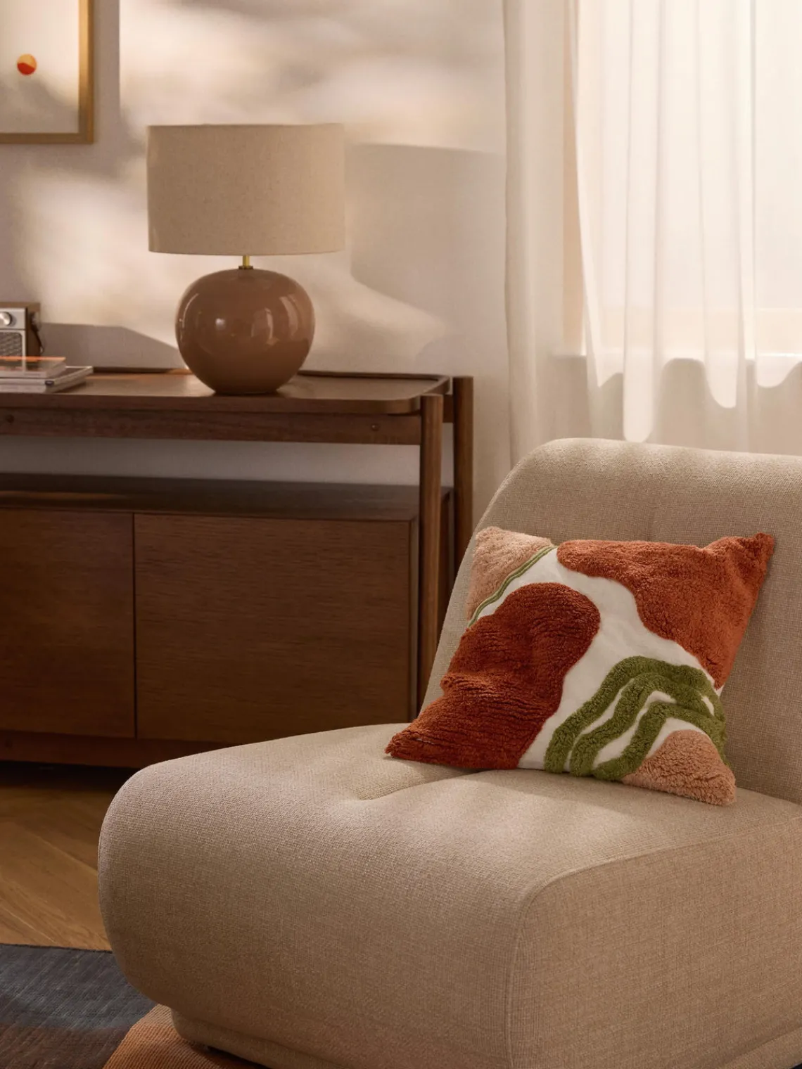 Mantas|Cojines Decorativos>Westwing Collection Funda de cojín capitoné con mechones decorativos Coraline Tonos rojos, verde, lanco crema