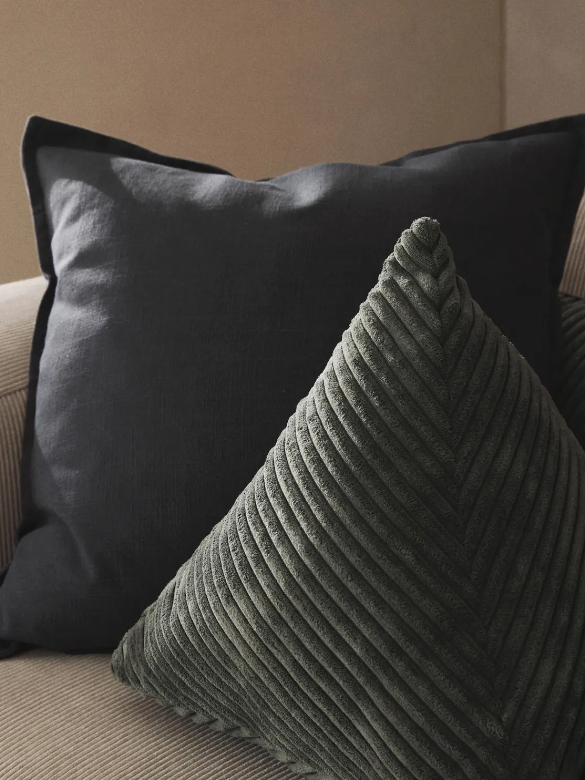 Mantas|Cojines Decorativos>Westwing Collection Funda de cojín de algodón Vicky Gris oscuro