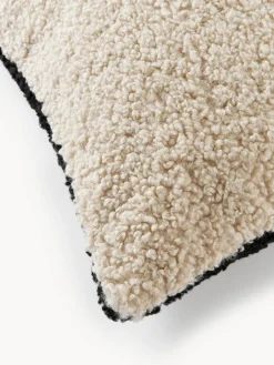 Cojines Decorativos|Mantas></noscript>Westwing Collection Funda de cojín de borreguillo Mateo Beige claro, negro