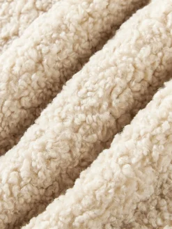 Cojines Decorativos|Mantas></noscript>Westwing Collection Funda de cojín de borreguillo Mateo Beige claro, negro