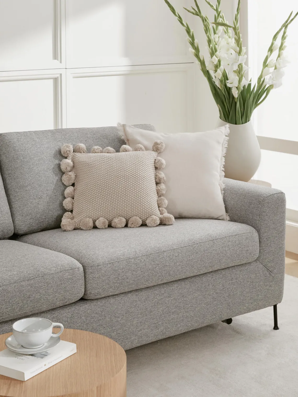 Mantas|Cojines Decorativos>Westwing Collection Funda de cojín de punto con pompones Molly