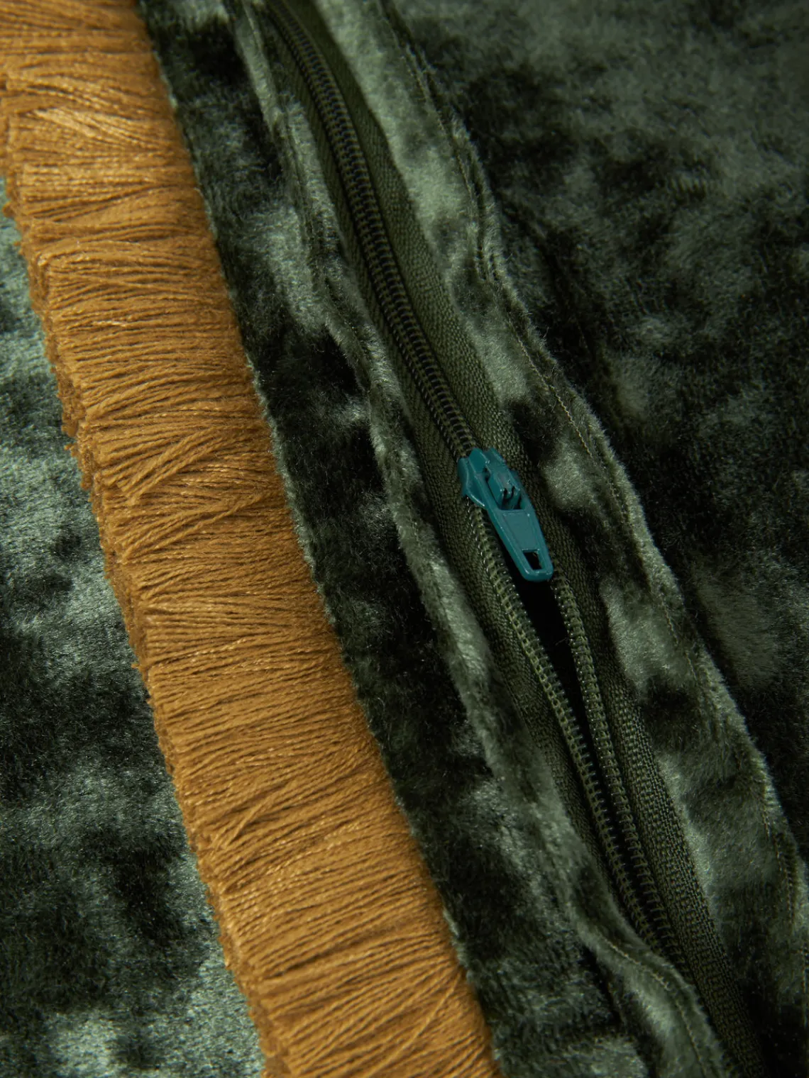 Mantas|Cojines Decorativos>Westwing Collection Funda de cojín de terciopelo con flecos Cyrus