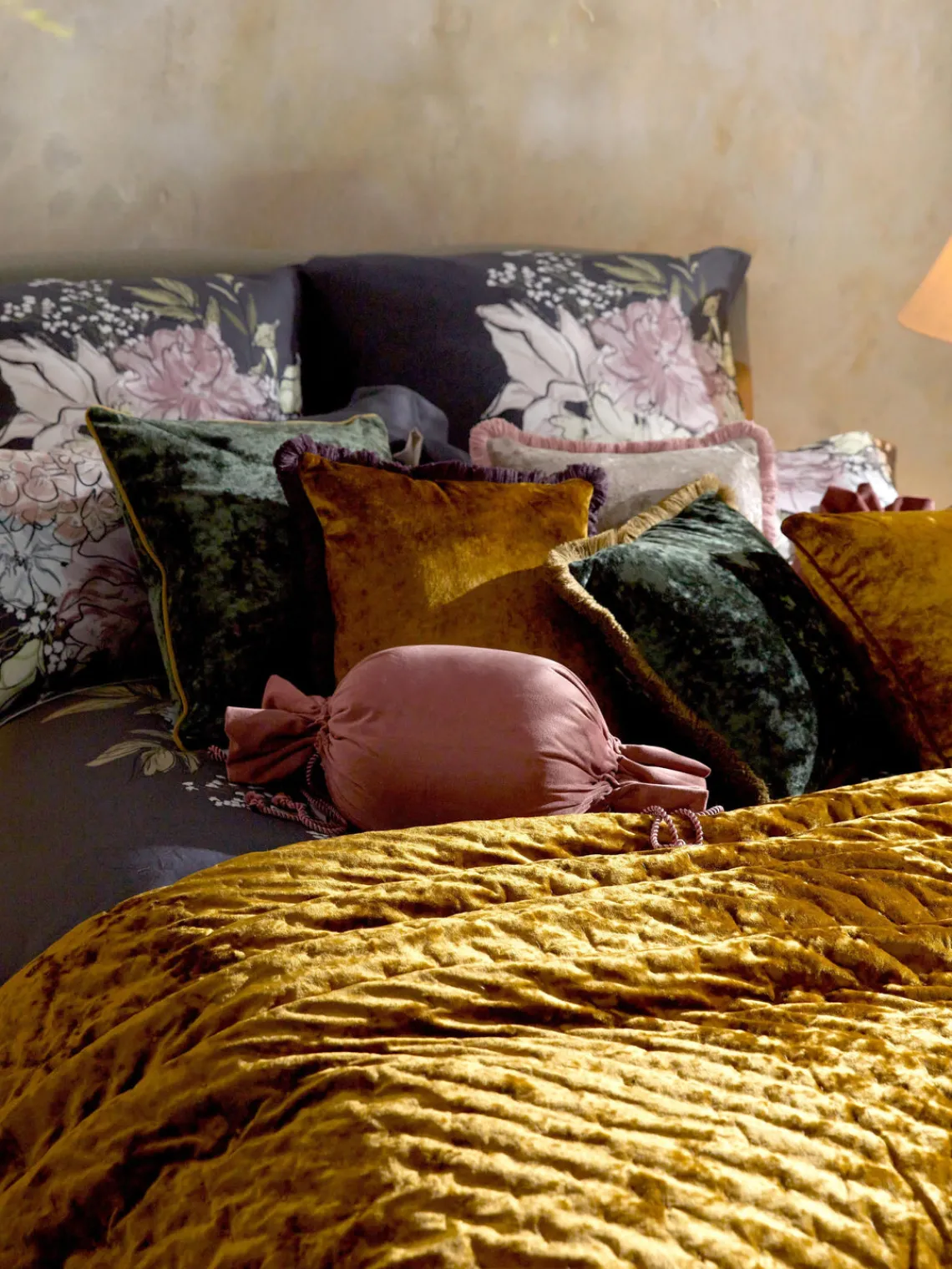 Mantas|Cojines Decorativos>Westwing Collection Funda de cojín de terciopelo con flecos Cyrus