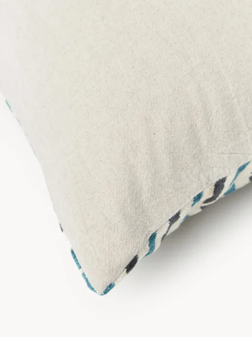 Cojines Decorativos|Mantas>Westwing Collection Funda de cojín de viscosa estampada en tejido jacquard Hayden Azul petróleo con rayas finas