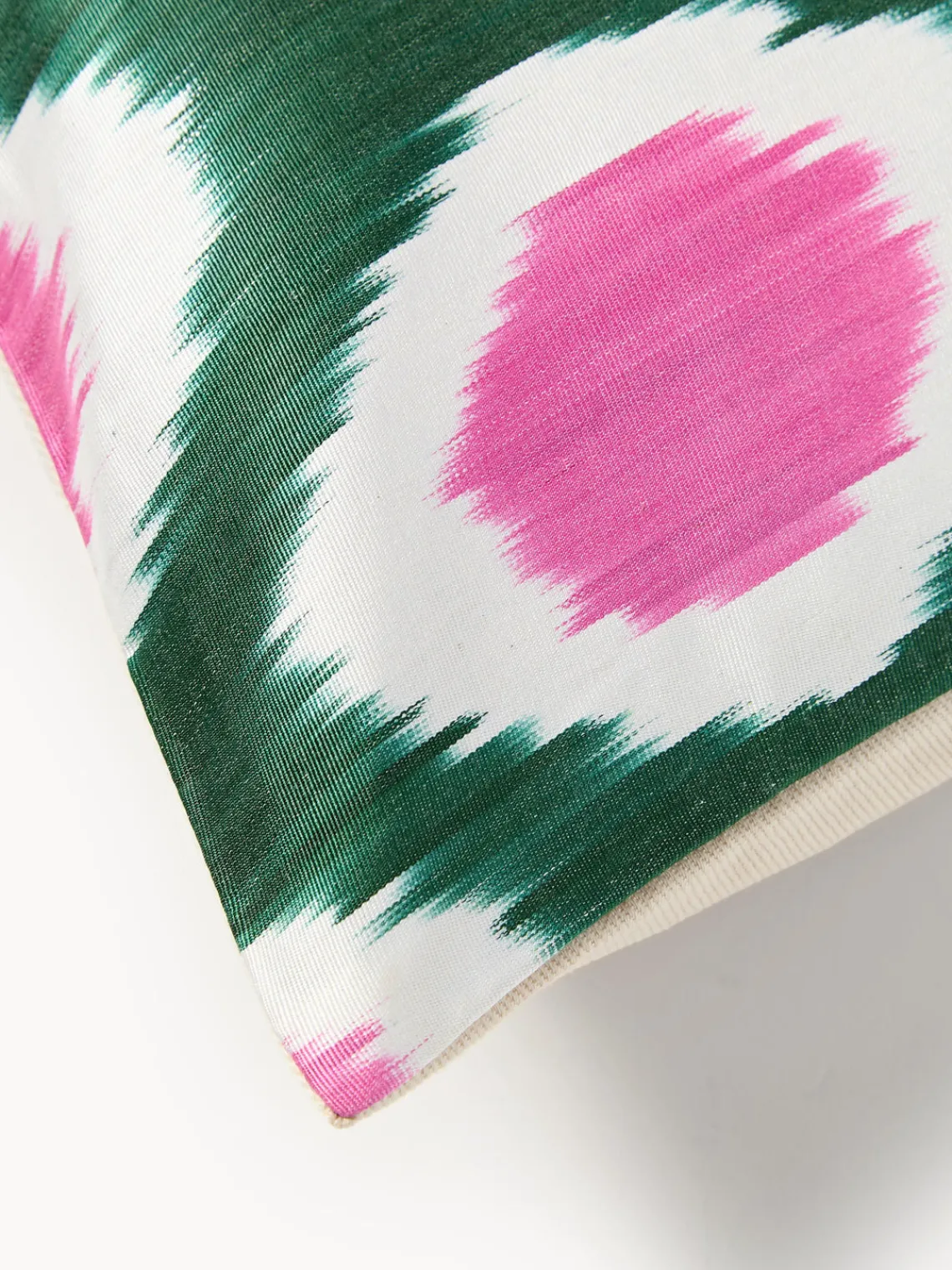 Funda de cojín decorativo de seda con estampado abstracto Silky Mantas|Cojines Decorativos