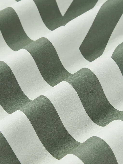Mantas|Fundas Nórdicas>Westwing Collection Funda nórdica de satén a rayas con dobladillo Brendan Verde salvia, verde oscuro