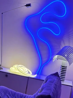 Bombillas|Lámparas De Techo></noscript>Studio About Guirnalda de luces LED regulable Flex Tube Azul