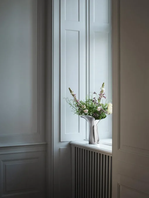 Jarrones|Jarrones>GEORG JENSEN Jarrón de acero inoxidable Bloom Botanica, 33 cm