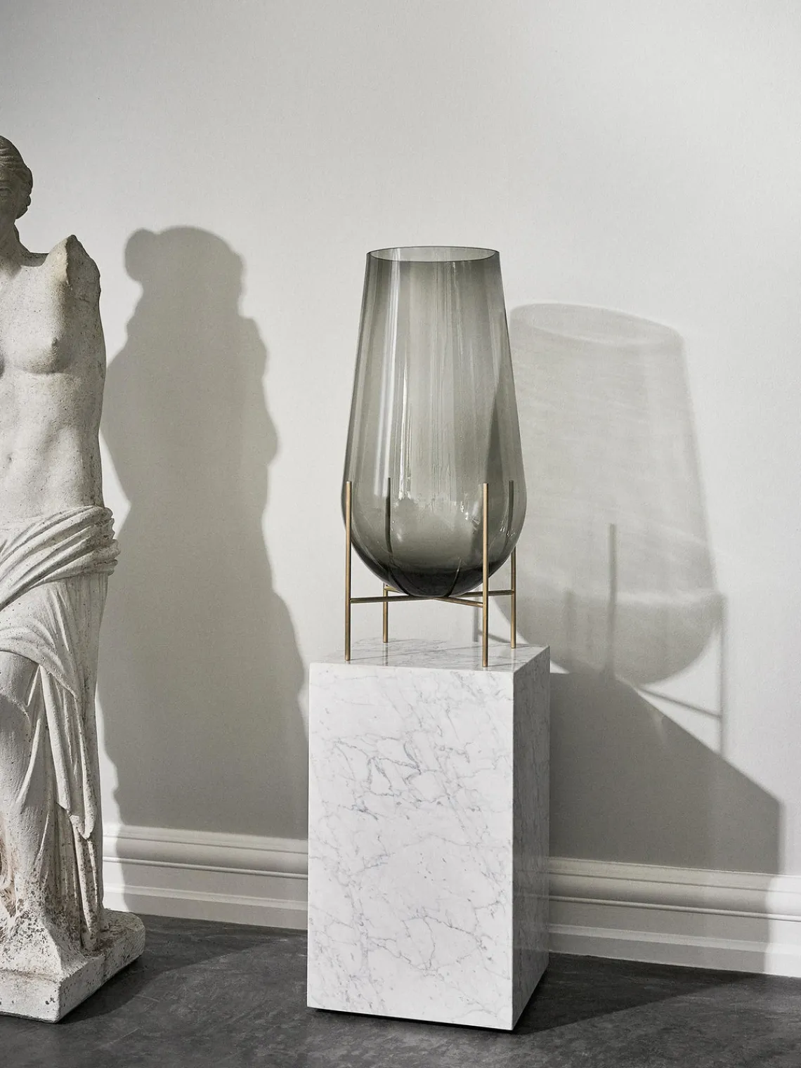 Jarrones|Jarrones>Audo Copenhagen Jarrón de suelo soplado Échasse, 28 cm