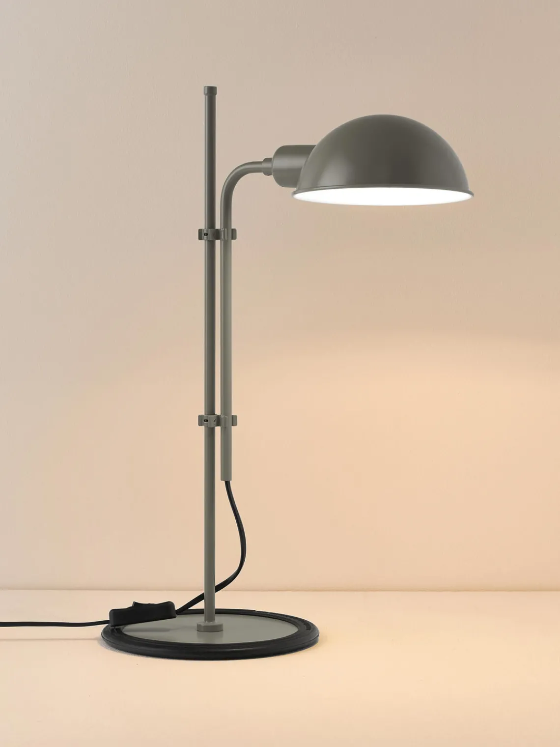 Lámparas De Escritorio|Lámparas De Mesa>Marset Lámpara de escritorio grande con pantalla ajustable Funiculí Greige brillante