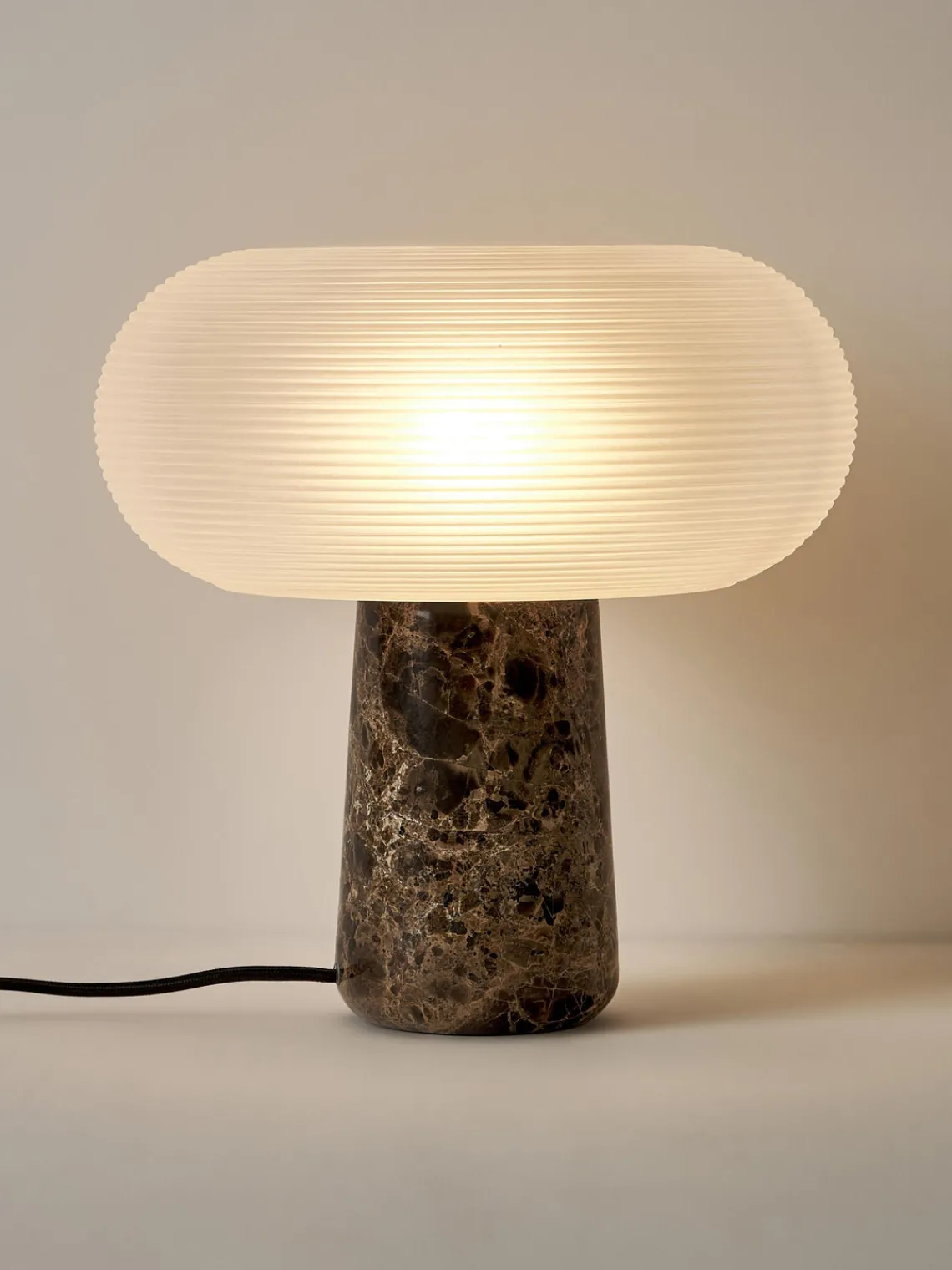 Hot Lámpara de mesa de mármol Mariella Lámparas De Mesa|Lámparas De Techo