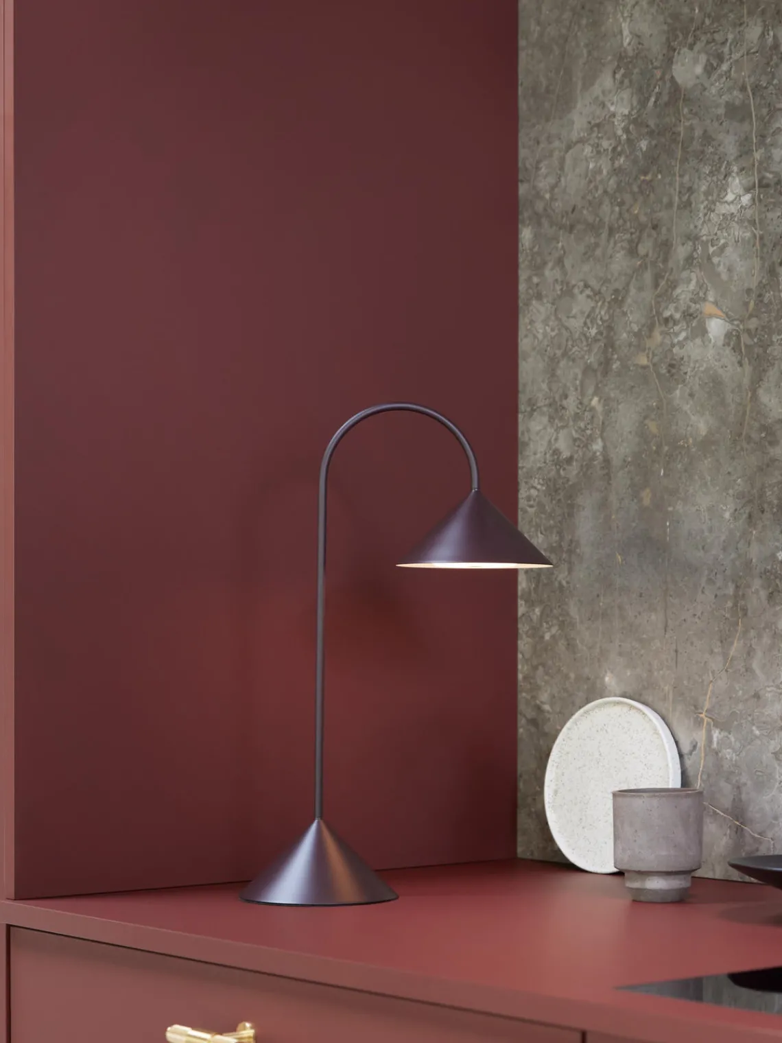 Outlet Lámpara de mesa LED para exterior regulable Grasp, pórtatil Lámparas De Mesa De Exterior|Lámparas De Mesa