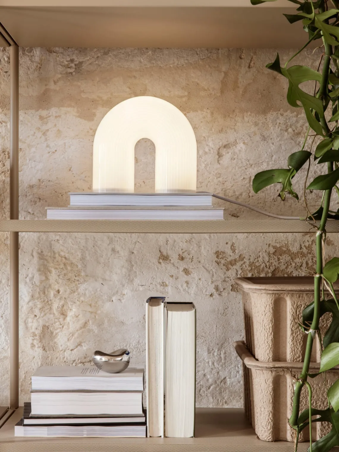 Lámparas De Mesa|Lámparas De Techo>Ferm Living Lámpara de mesa LED regulable con estructura estriada Vuelta, tamaños diferentes