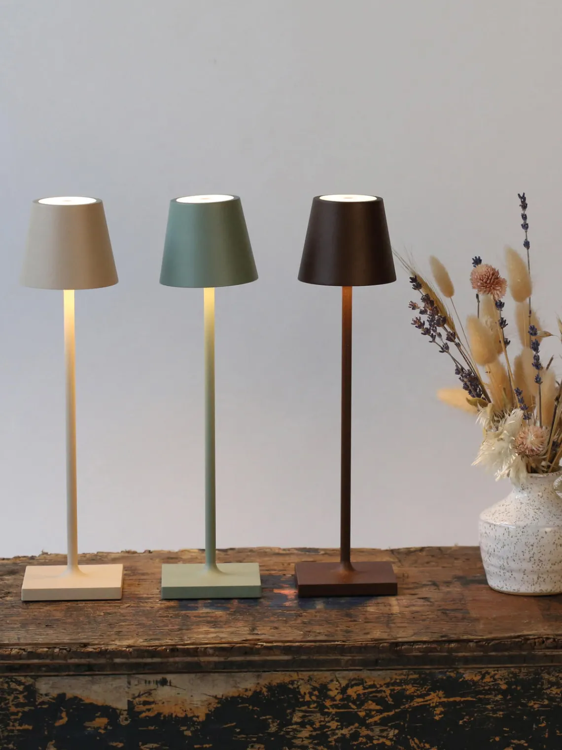 Lámparas De Mesa De Exterior|Lámparas De Techo>Zafferano Lámpara de mesa LED regulable Poldina, portátil Verde salvia mate