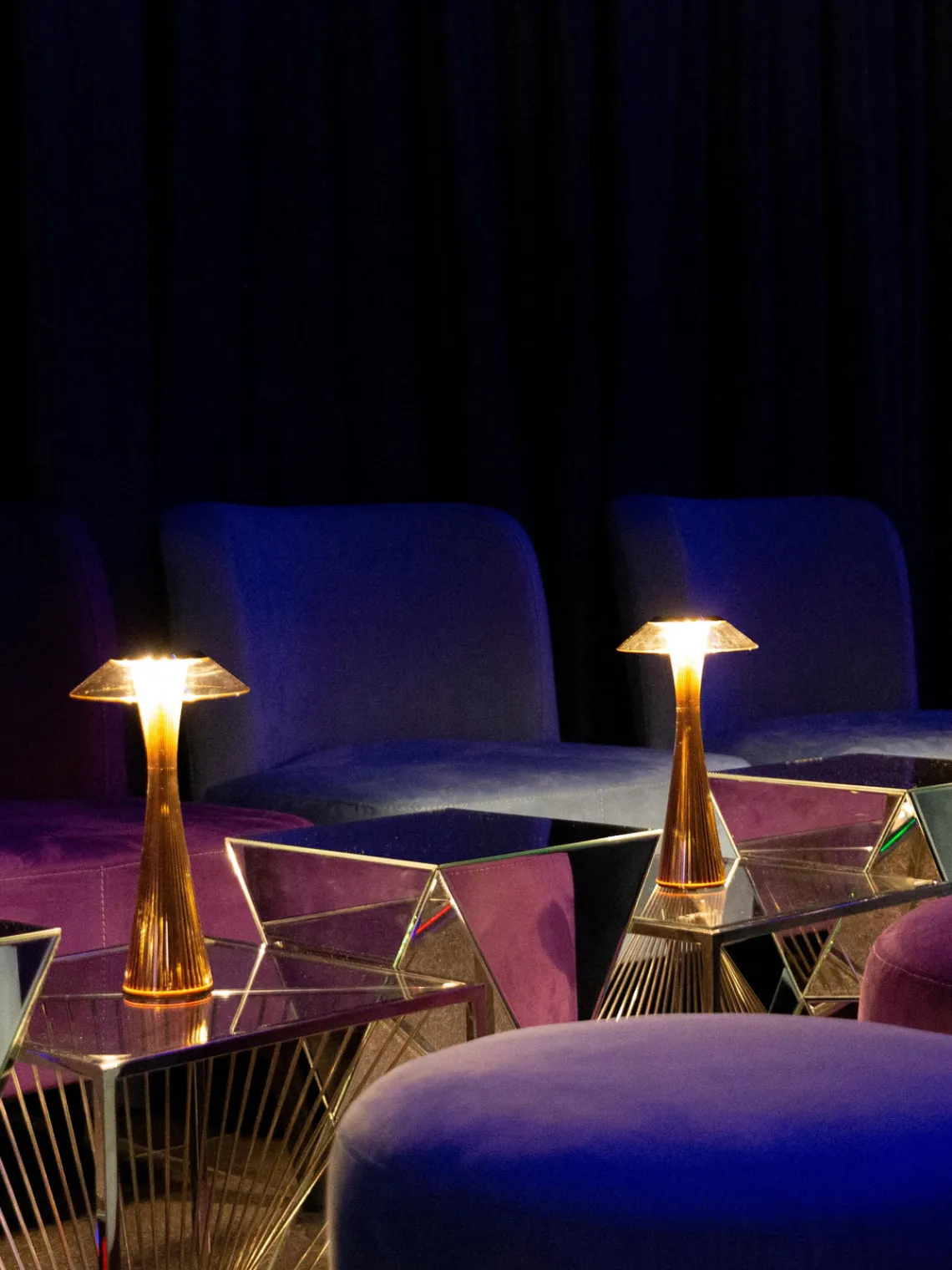 Lámparas De Mesa|Lámparas De Techo>Kartell Lámpara de mesa pequeña LED Space, portátil Dorado