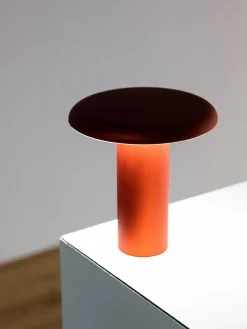 Outlet Lámpara de mesa pequeña LED regulable Takku, portátil Lámparas De Mesa|Lámparas De Techo
