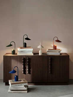 Online Lámpara de mesa pequeña LED regulable Arum, portátil Lámparas De Mesa|Lámparas De Techo