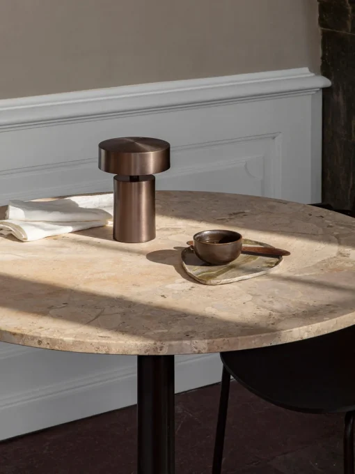 Lámparas De Techo|Lámparas De Mesa>Audo Copenhagen Lámpara de mesa pequeña regulable Columna, portátil Marrón oscuro