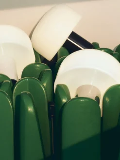 Lámparas De Mesa|Lámparas De Techo></noscript>Flos Lámpara de mesa regulable de cristal opalino Bellhop Blanco, marrón oscuro