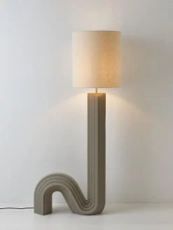 Lámparas De Pie|Lámparas De Techo></noscript>Westwing Collection Lámpara de pie de diseño Luomo Greige, beige